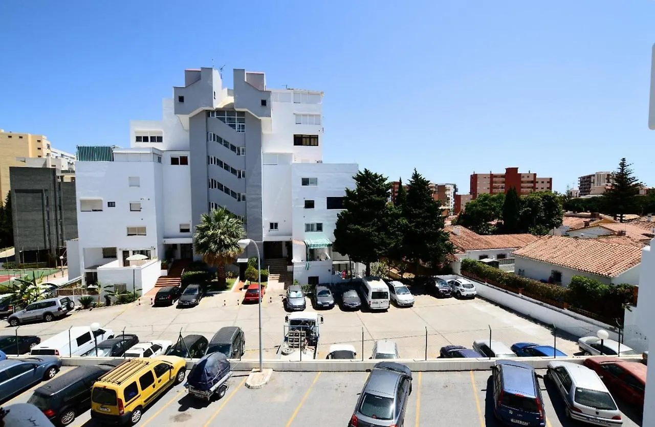 Myramar De Oasis 2 Bed Benalmadena Apartment