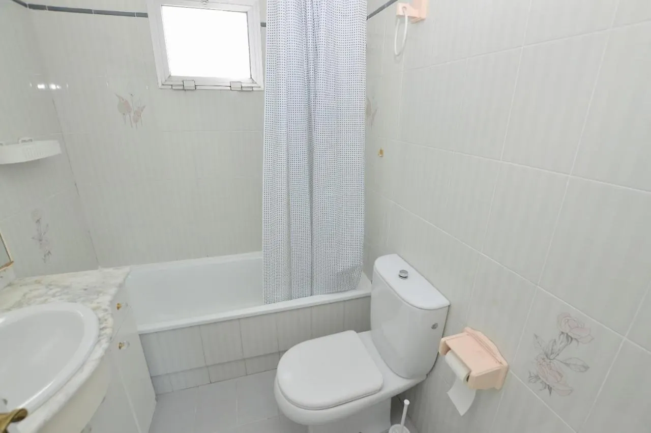 Myramar De Oasis 2 Bed Benalmadena Apartment 0*,
